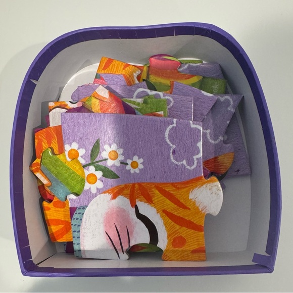 Crocodile Creek Cuddly Cat Puzzle - Picture 3 of 3